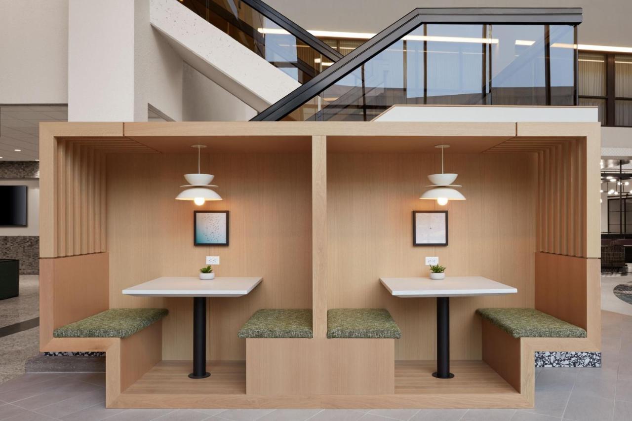 Delta Airport In-terminal Hotel 4*