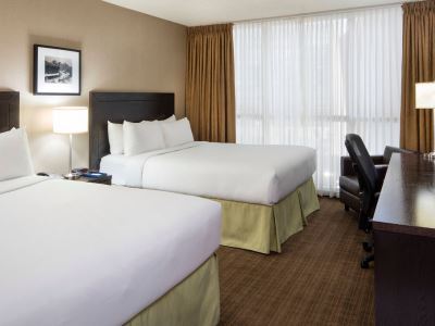Delta Airport In-terminal Hotel